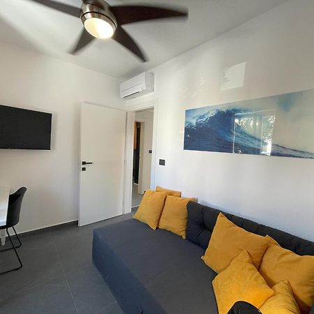 Valkane Beach Apartments Pula Eksteriør billede